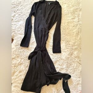Banana Republic Black Long Sleeve Wrap Dress. Womens petite xs.